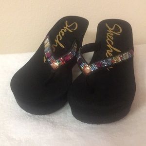 Sketchers 3” heel Flip Flop with Rhinestone straps